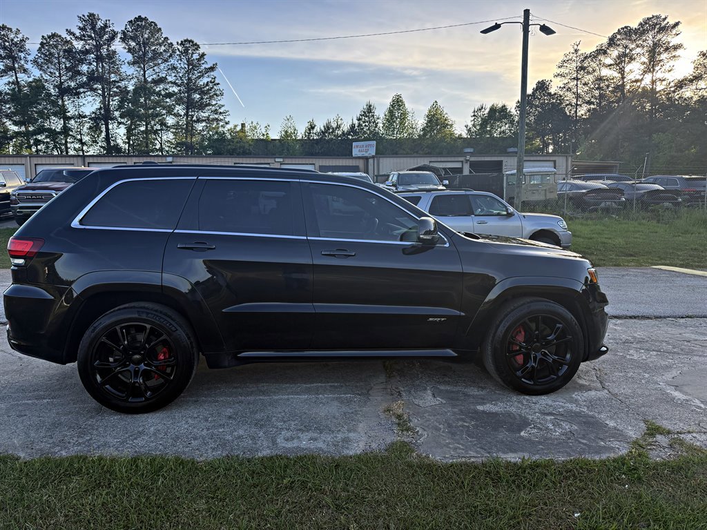 Used 2015 Jeep Grand Cherokee SRT AWD/4WD image 4