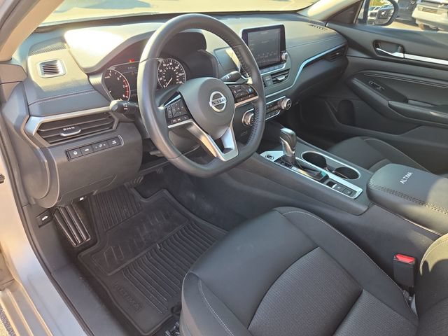 Used 2019 Nissan Altima 2.5 SV FWD image 11