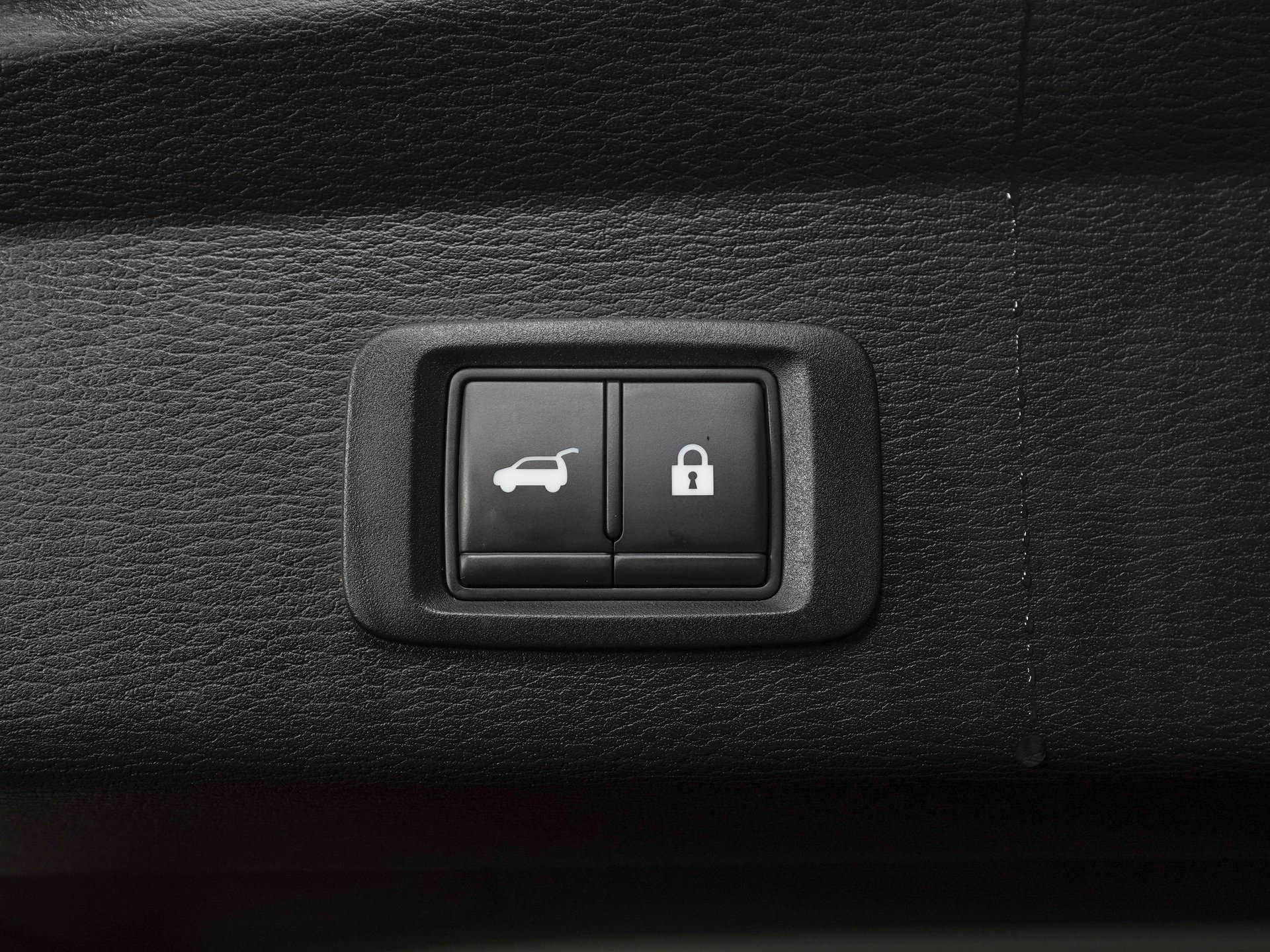 Used 2022 Mitsubishi Outlander SEL image 14