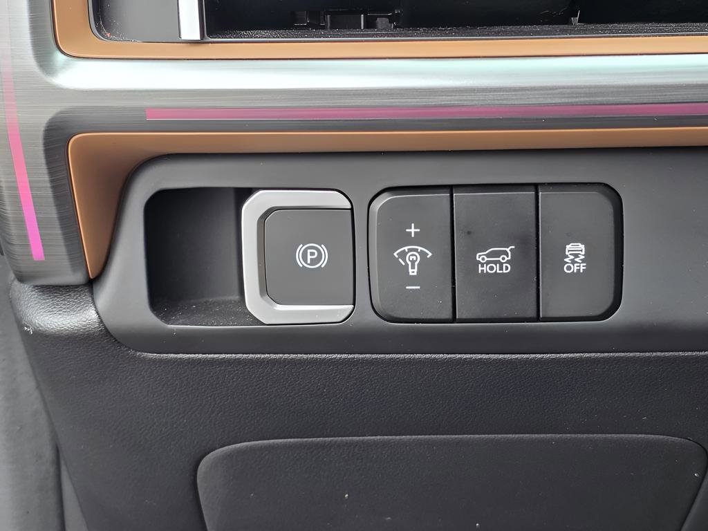 Used 2024 Hyundai Santa Fe Limited image 26