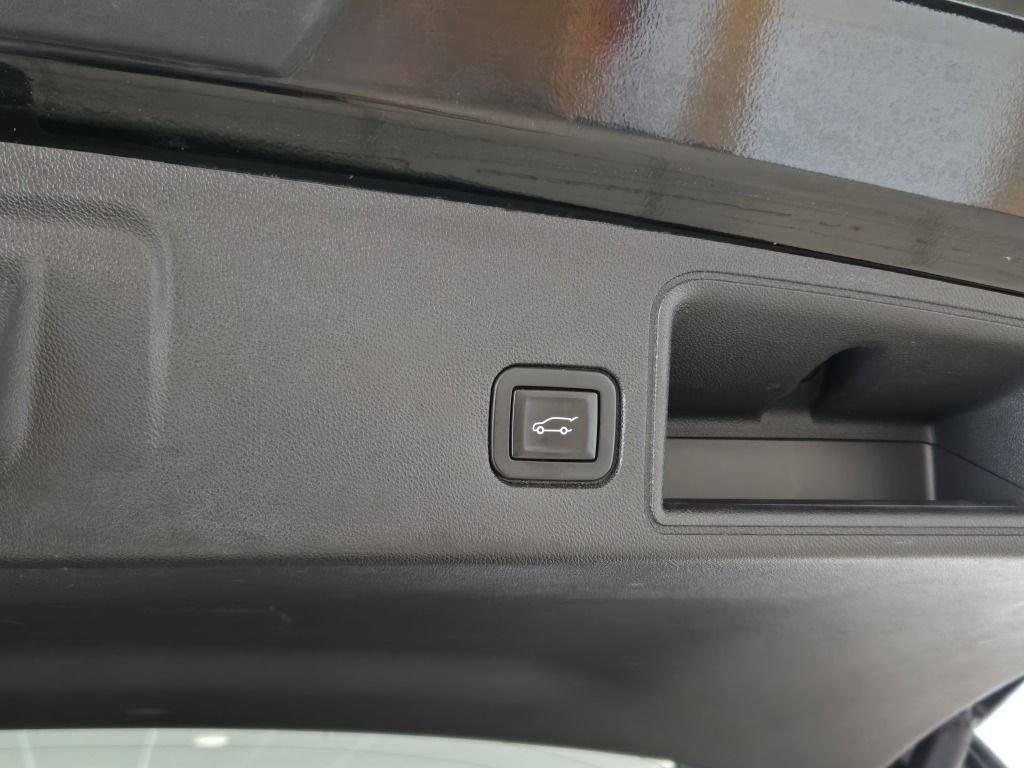 Certified 2018 GMC Terrain Denali w/ LPO, 'HIT The Road' Package AWD/4WD image 14