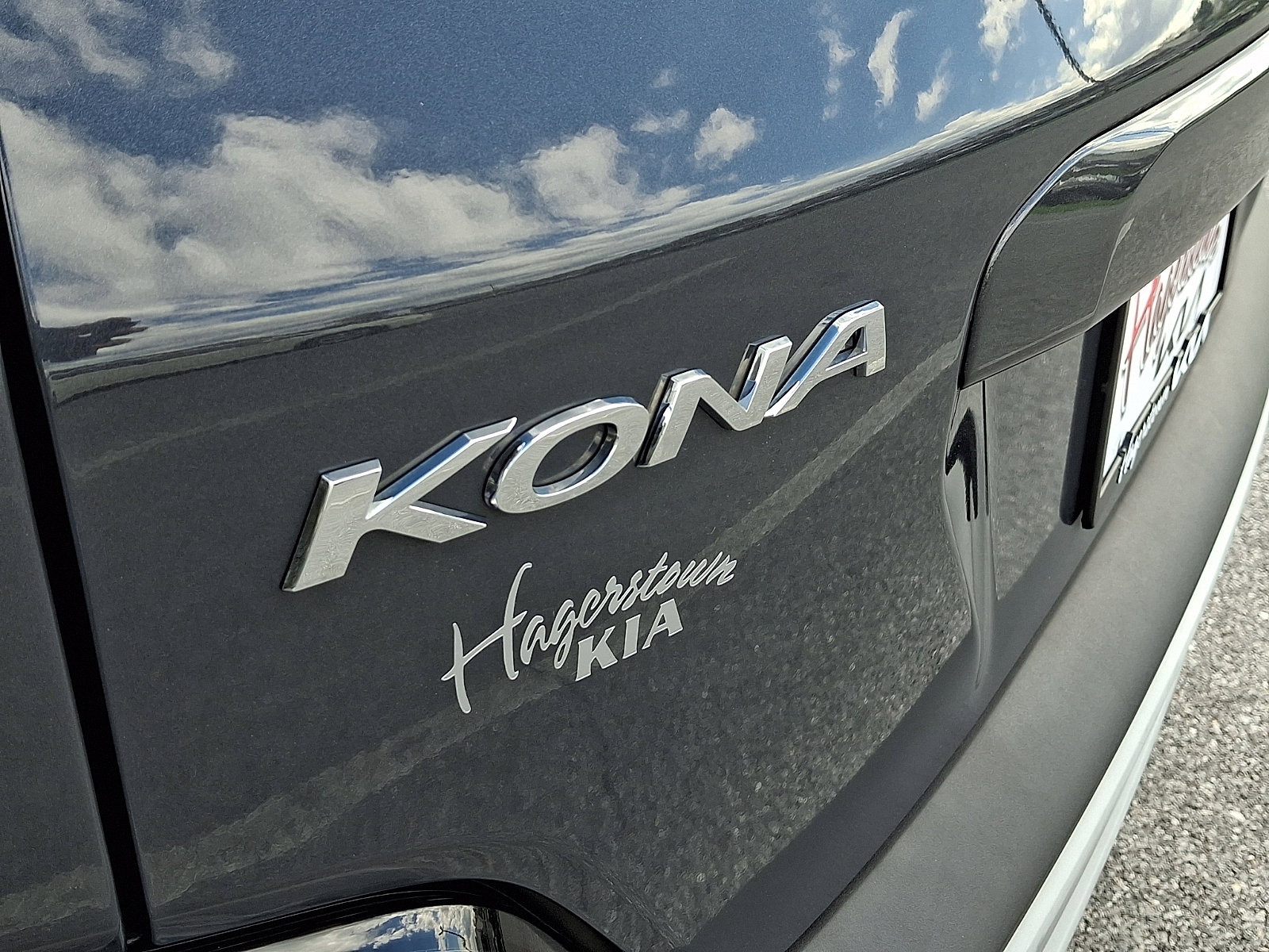 Used 2023 Hyundai Kona SEL w/ Cargo Package image 32