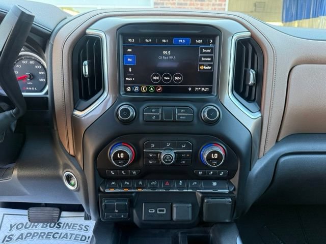 Used 2019 Chevrolet Silverado 1500 High Country w/ Technology Package AWD/4WD image 26