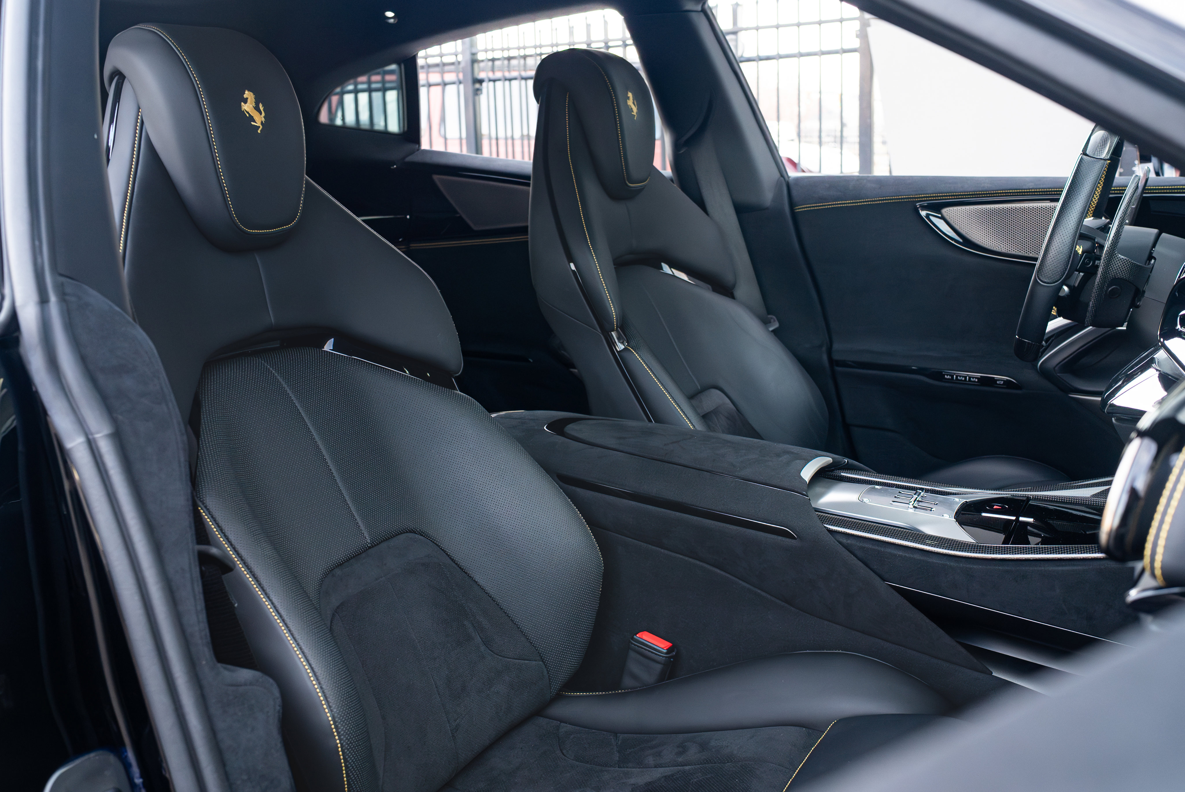 Used 2023 Ferrari Purosangue image 10