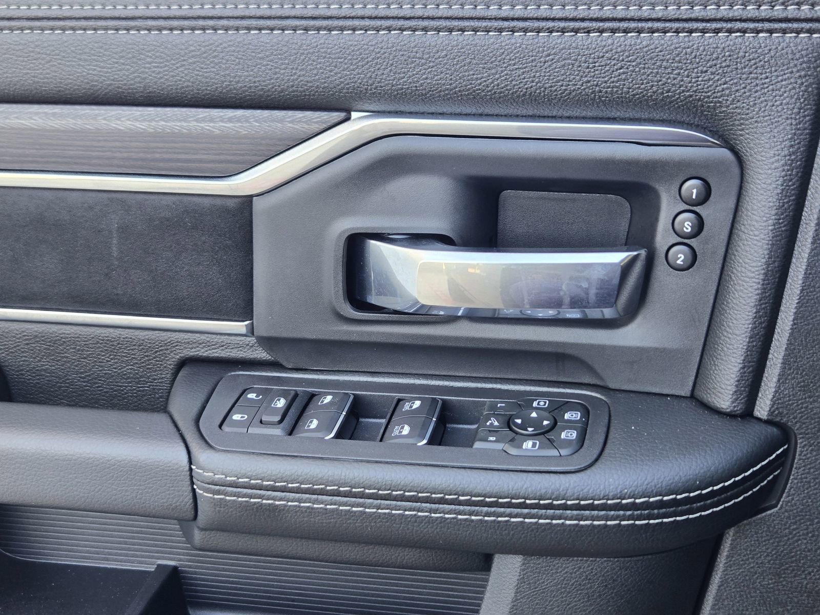 New 2026 RAM 2500 Laramie image 25