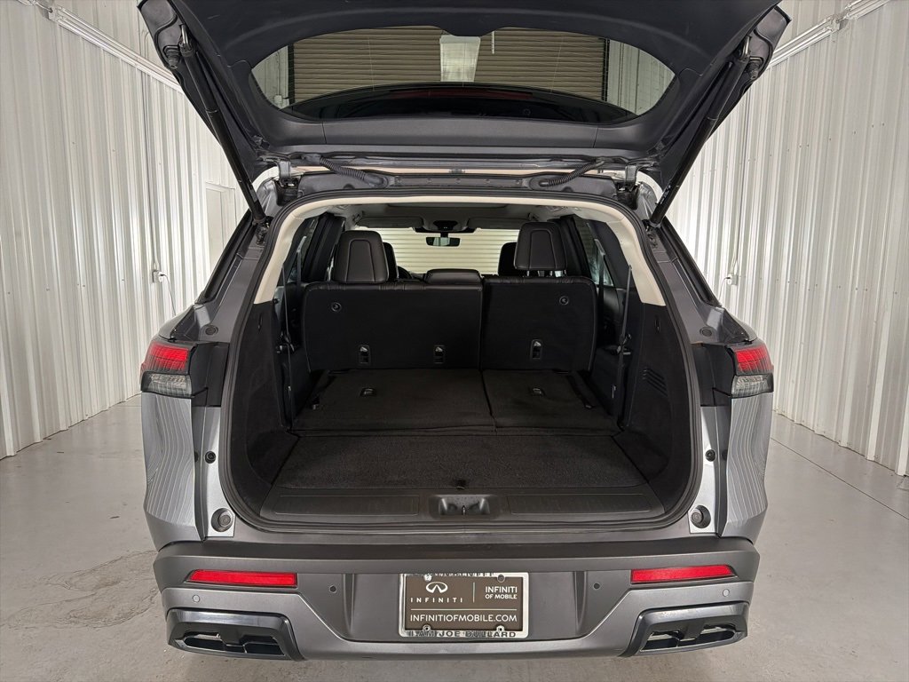 Certified 2024 INFINITI QX60 Luxe image 9
