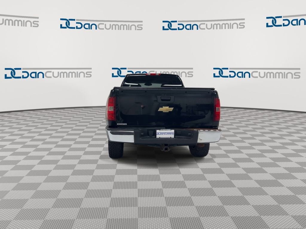 Used 2011 Chevrolet Silverado 1500 LS w/ LPO, Chrome Package RWD image 7