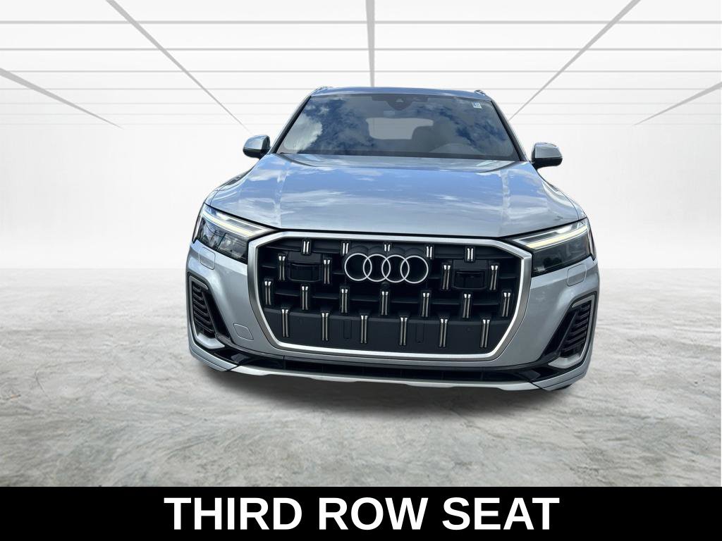 Used 2025 Audi Q7 3.0T Premium Plus AWD/4WD image 9