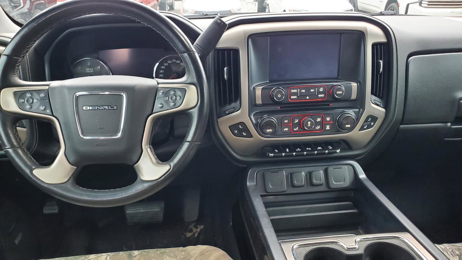 Used 2016 GMC Sierra 1500 Denali w/ Enhanced Driver Alert Package image 7