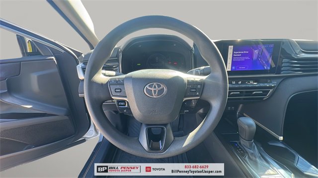 Used 2025 Toyota Camry LE image 16