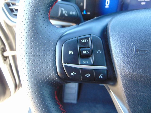 Used 2025 Ford Escape ST-Line Select image 18