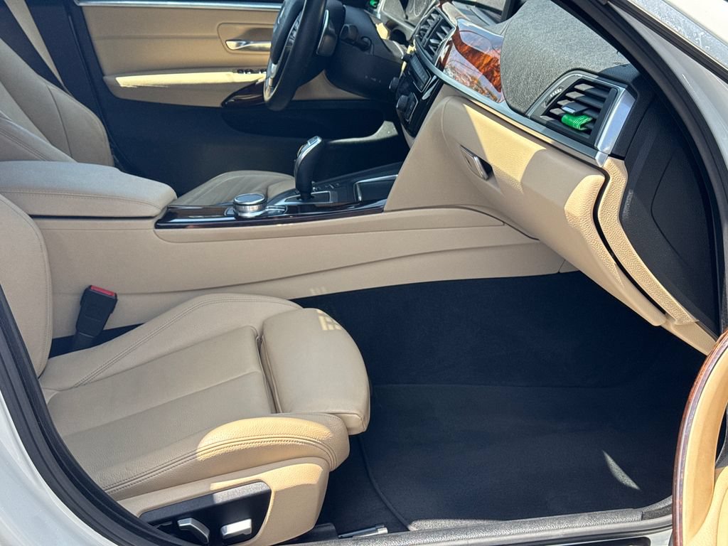 Used 2019 BMW 440i Gran Coupe xDrive w/ Convenience Package AWD/4WD image 13