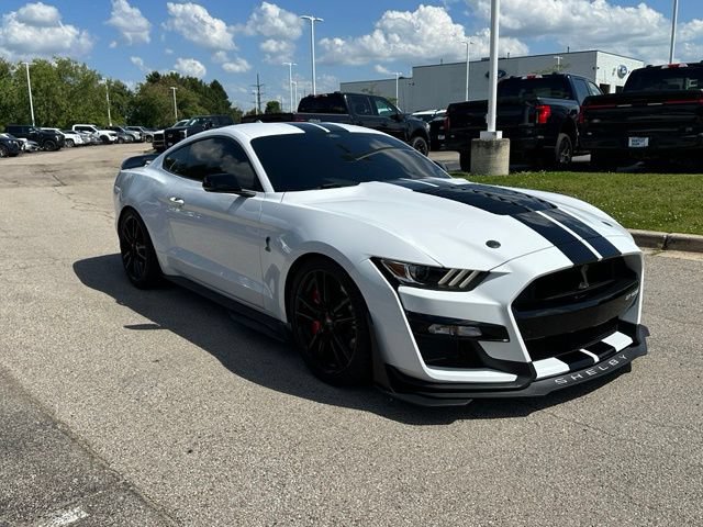 Certified 2021 Ford Mustang Shelby GT500 w/ Technology Package RWD image 3