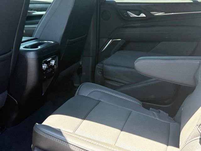 Used 2024 GMC Yukon Denali AWD/4WD image 23