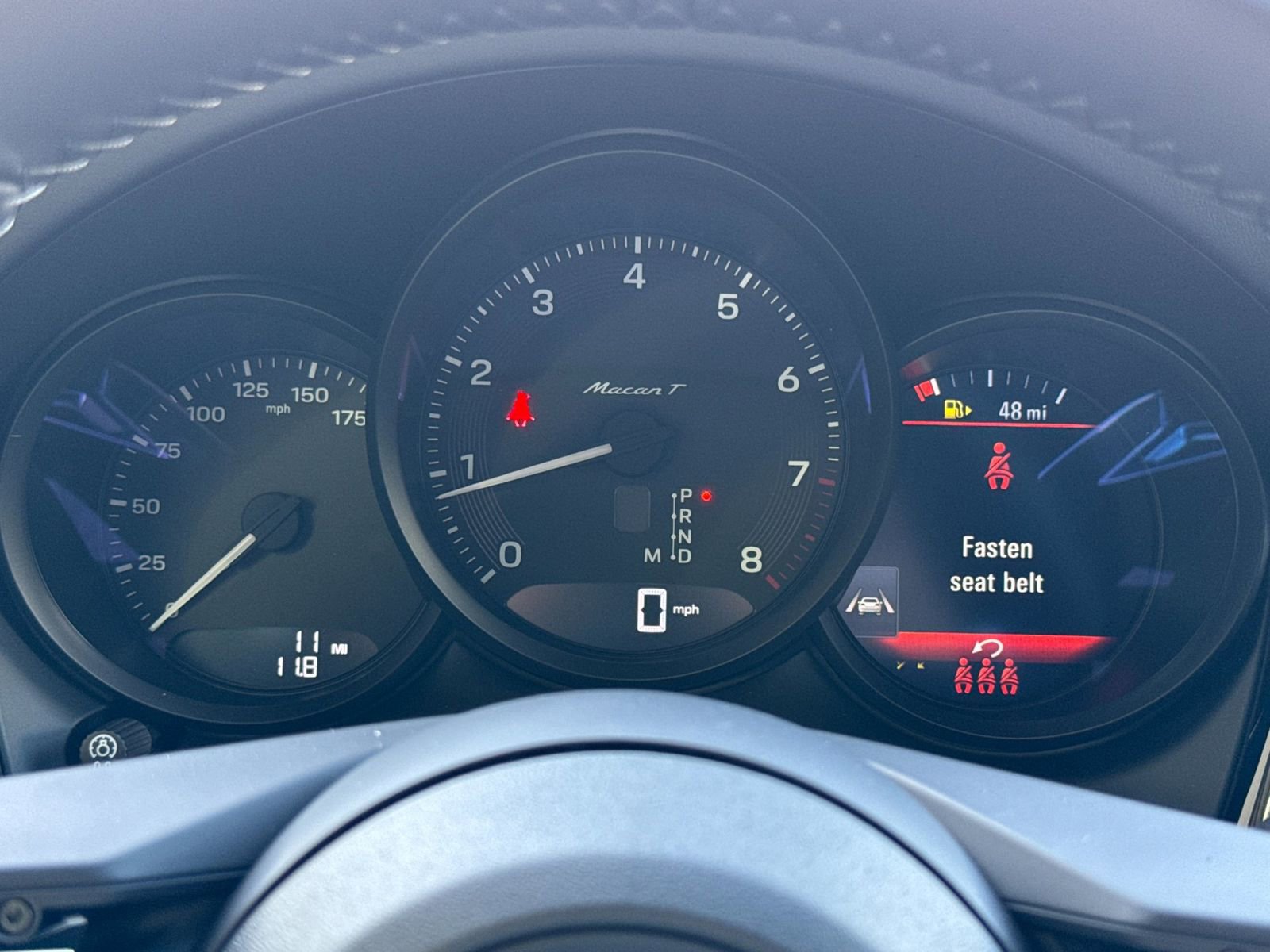 New 2026 Porsche Macan Turbo image 30