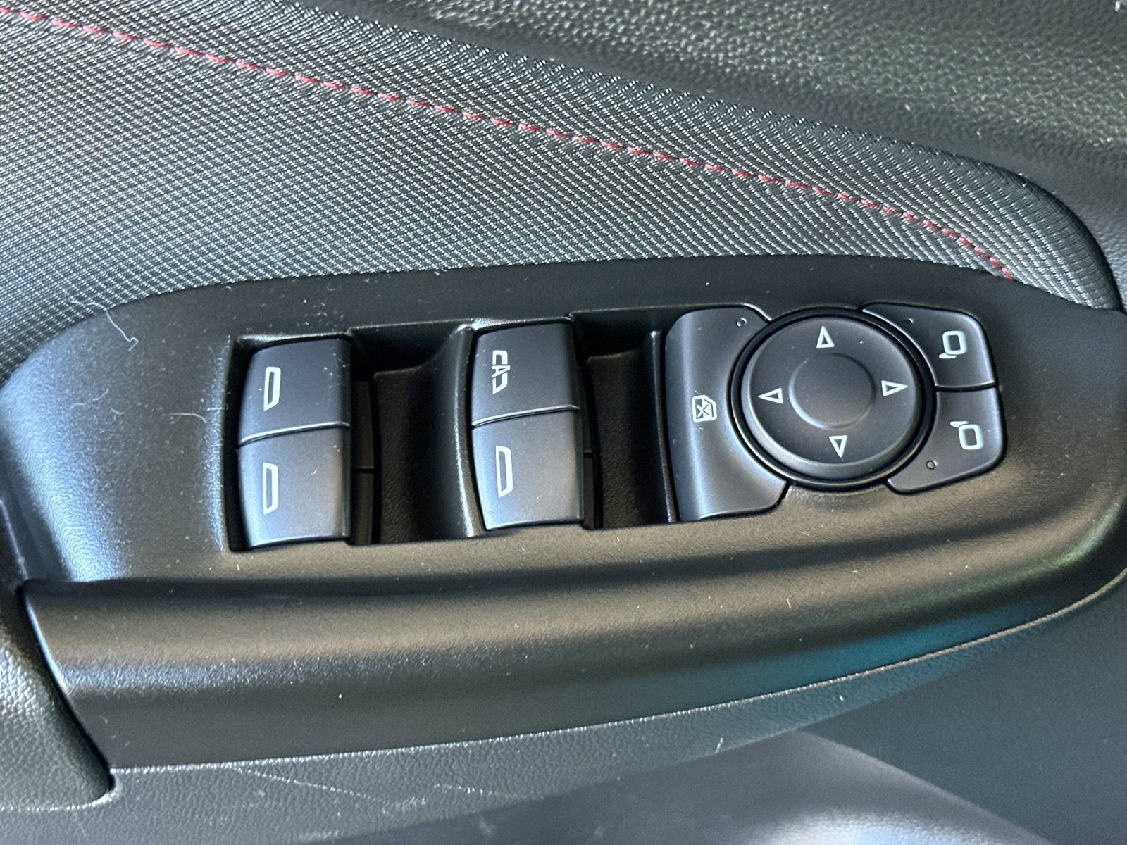 Used 2022 Chevrolet TrailBlazer RS image 13