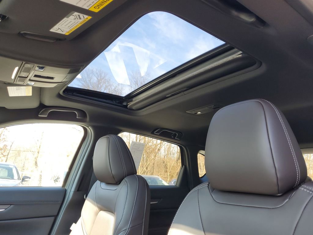 New 2025 MAZDA CX-5 Signature image 12