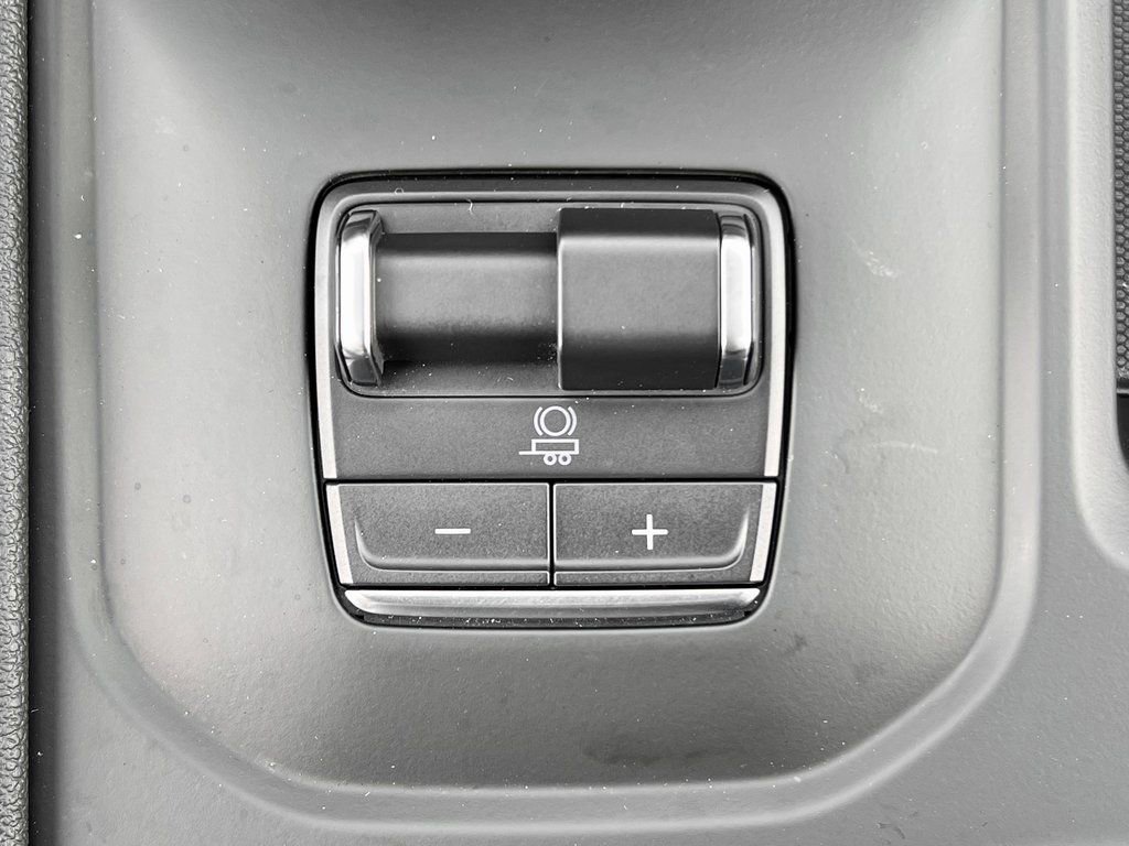 Used 2024 GMC Sierra 1500 AT4 w/ AT4 Preferred Package image 24