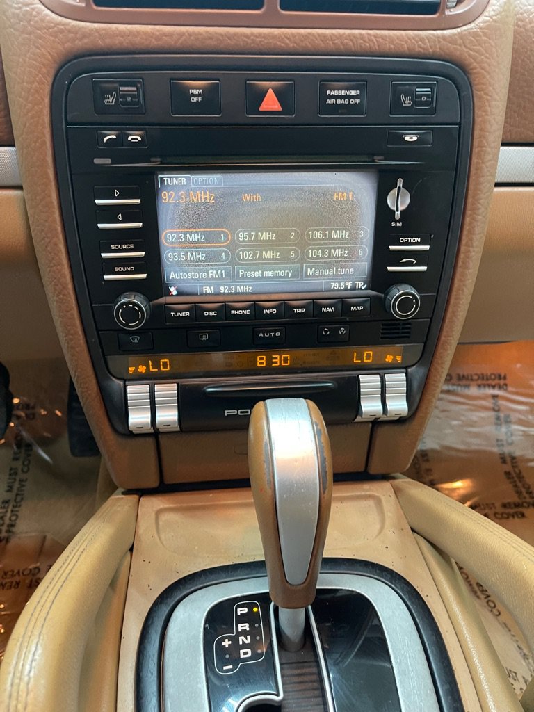 Used 2009 Porsche Cayenne AWD/4WD image 26