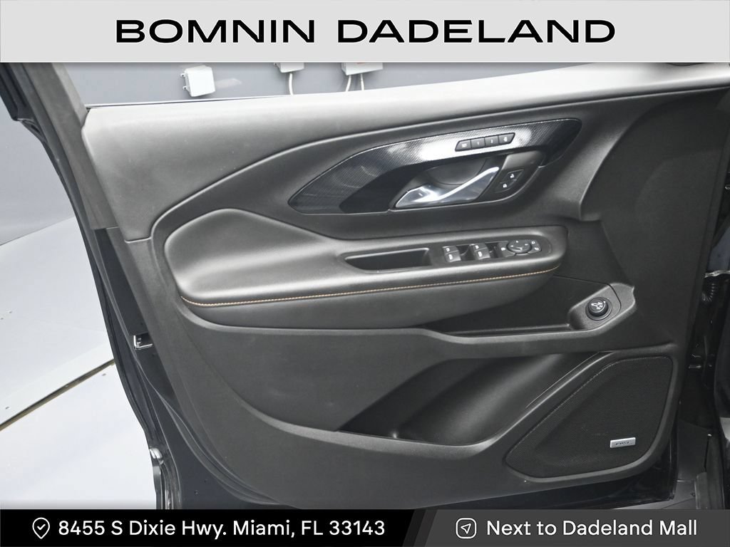 Used 2023 GMC Terrain AT4 w/ Infotainment Package II AWD/4WD image 11