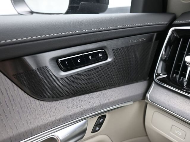 New 2026 Volvo XC90 B6 Ultra w/ Protection Package Premier image 30