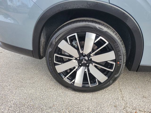 New 2026 Mitsubishi Outlander SE image 7