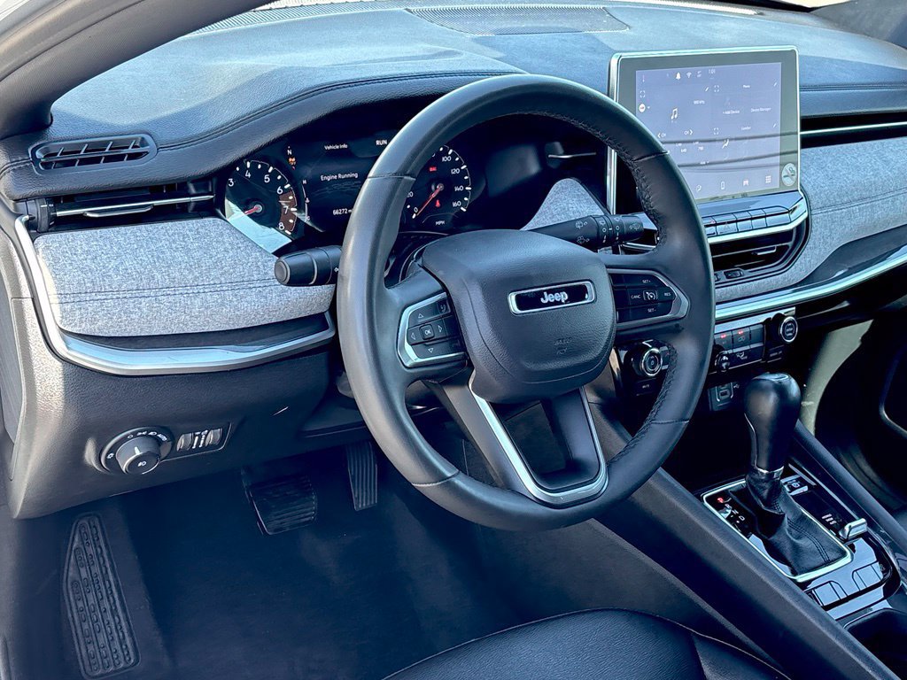 Certified 2024 Jeep Compass Latitude AWD/4WD image 10