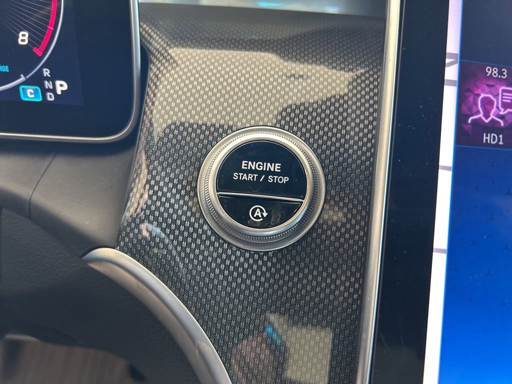 Used 2024 Mercedes-Benz GLC 43 AMG 4MATIC image 53