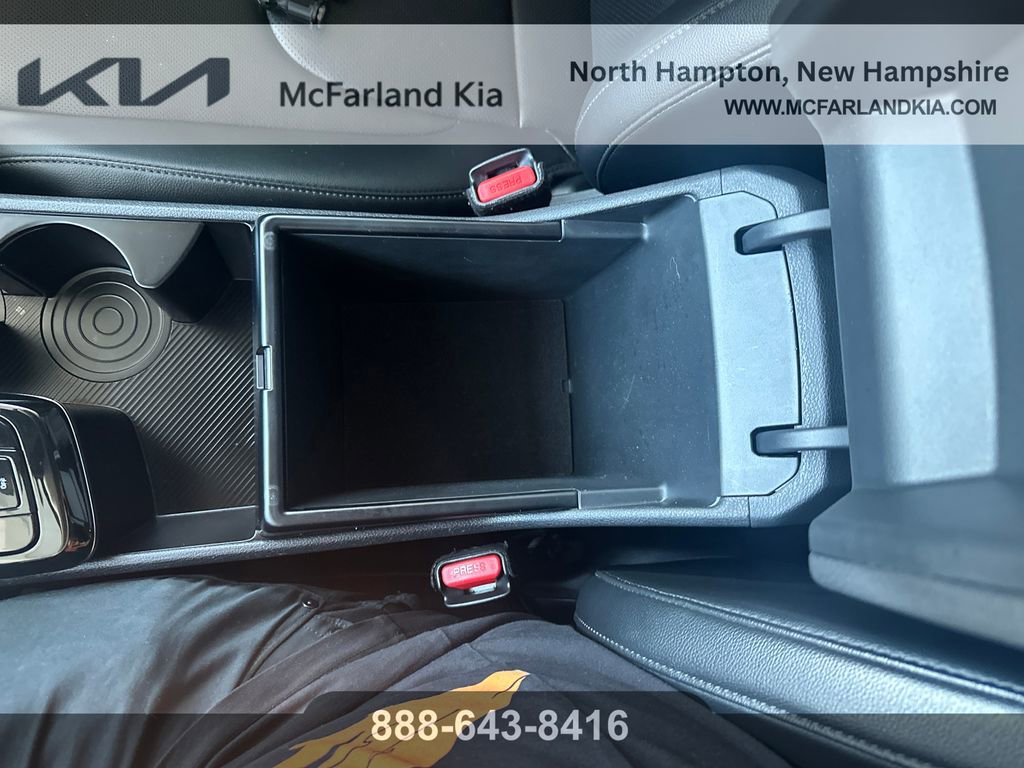 Used 2024 Kia Sportage EX image 29