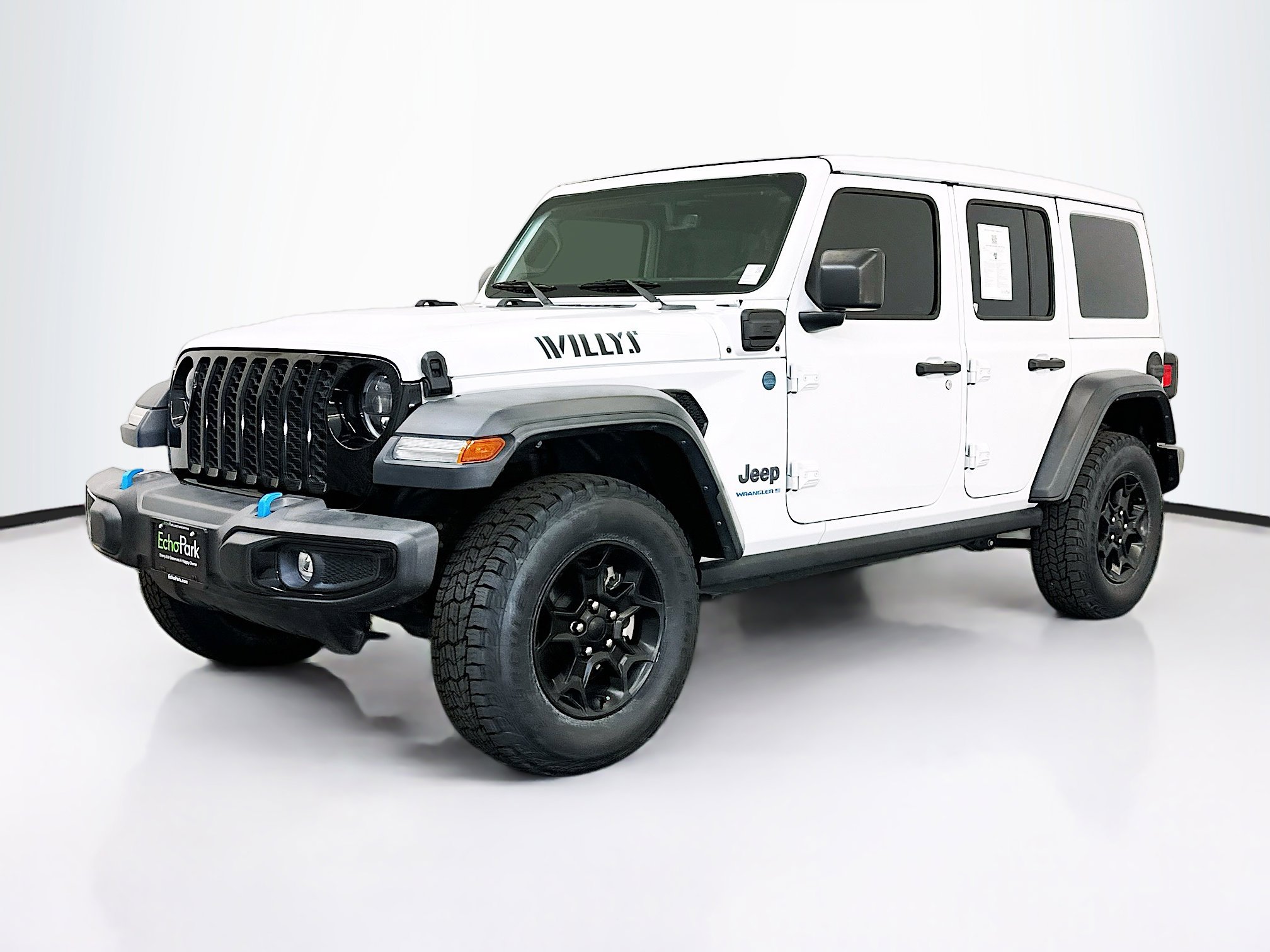 Used 2023 Jeep Wrangler Unlimited w/ Sun & Screen Package image 3