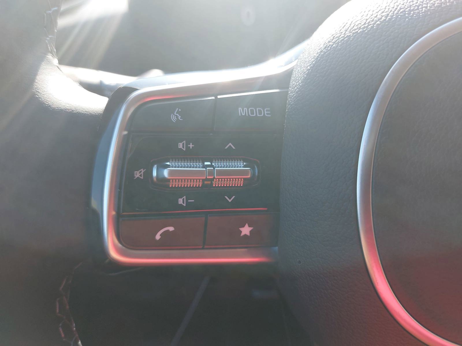New 2026 Kia Carnival SX FWD image 19