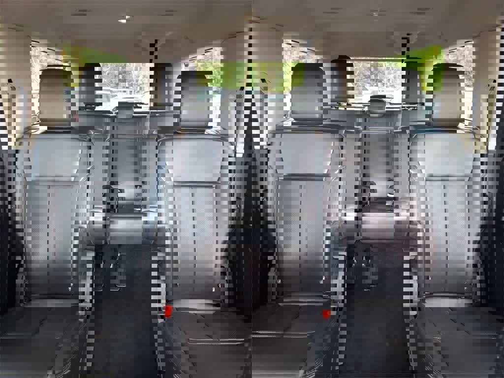 Used 2022 Ford Expedition Max XLT w/ Livery Package image 13