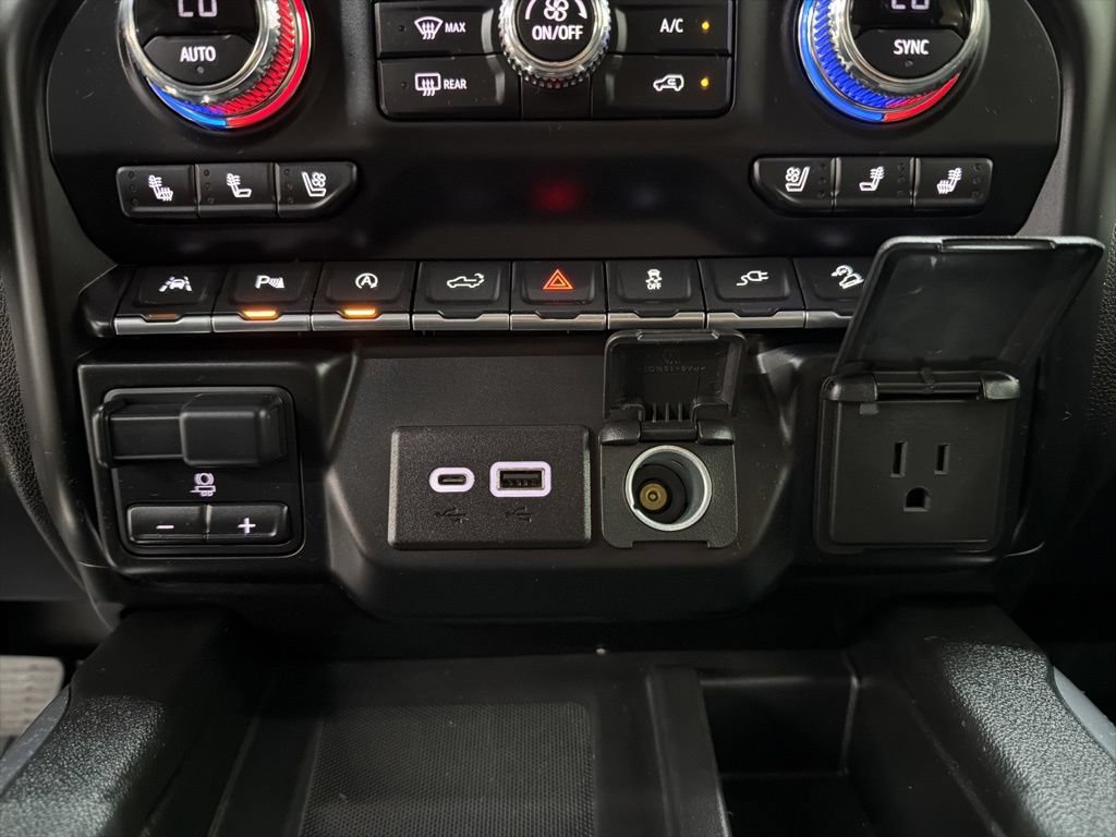 Used 2021 GMC Sierra 1500 Denali w/ Denali Ultimate Package AWD/4WD image 48