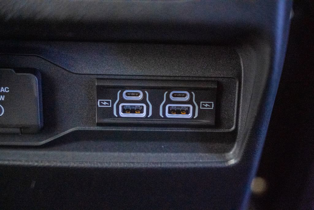 New 2025 Jeep Grand Cherokee 4WD image 32