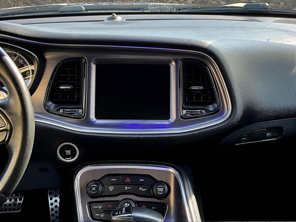 Used 2015 Dodge Challenger R/T Scat Pack image 6