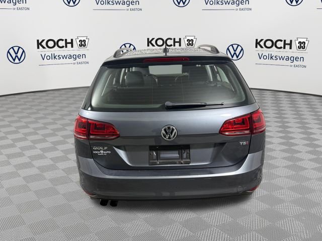 Used 2015 Volkswagen Golf SE image 7