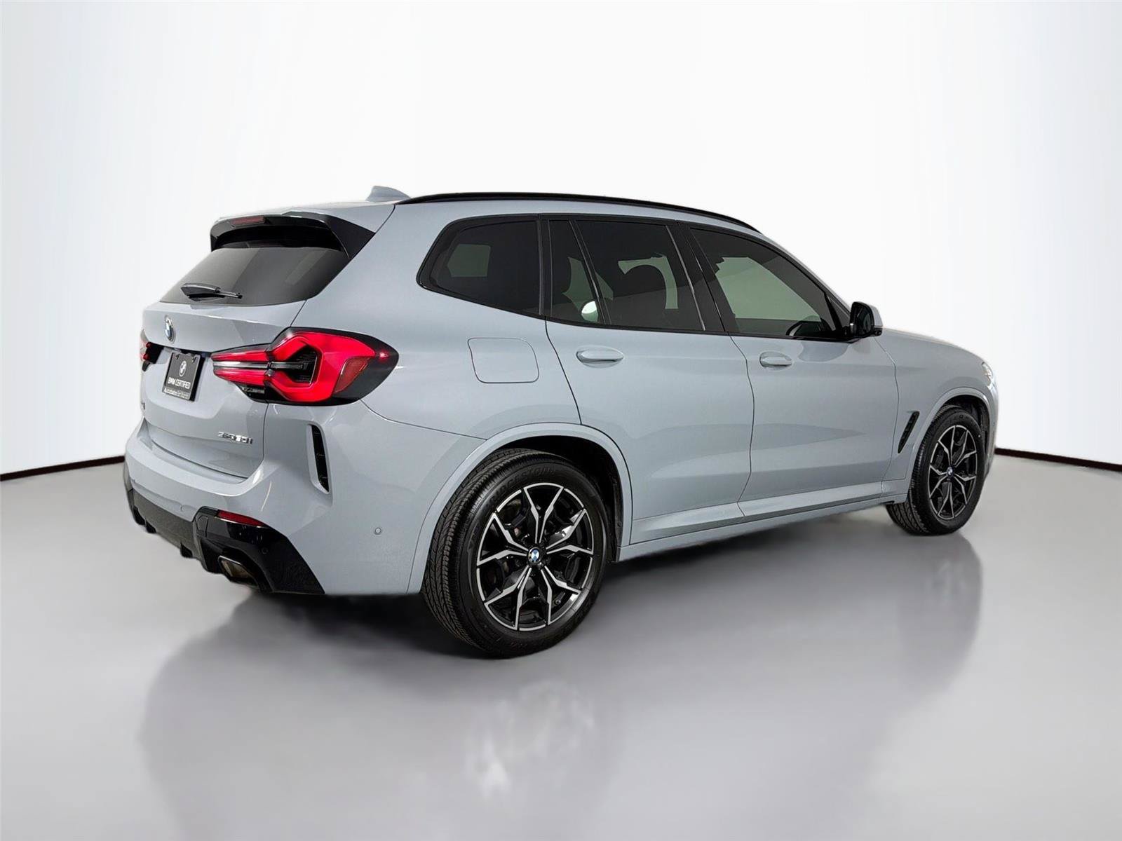 Certified 2023 BMW X3 sDrive30i w/ M Sport Package RWD image 6