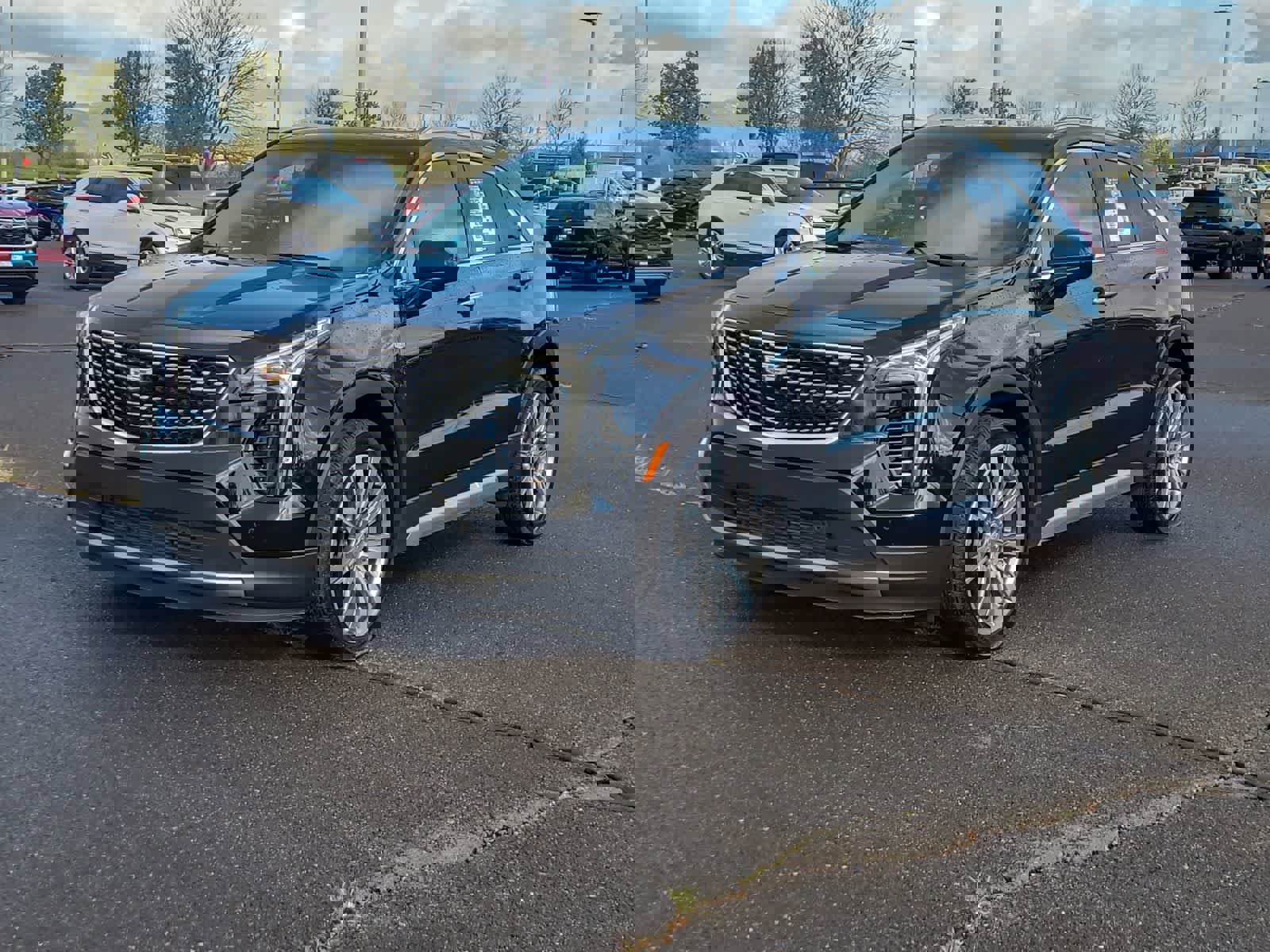 Used 2019 Cadillac XT4 Premium Luxury w/ Technology Package image 1