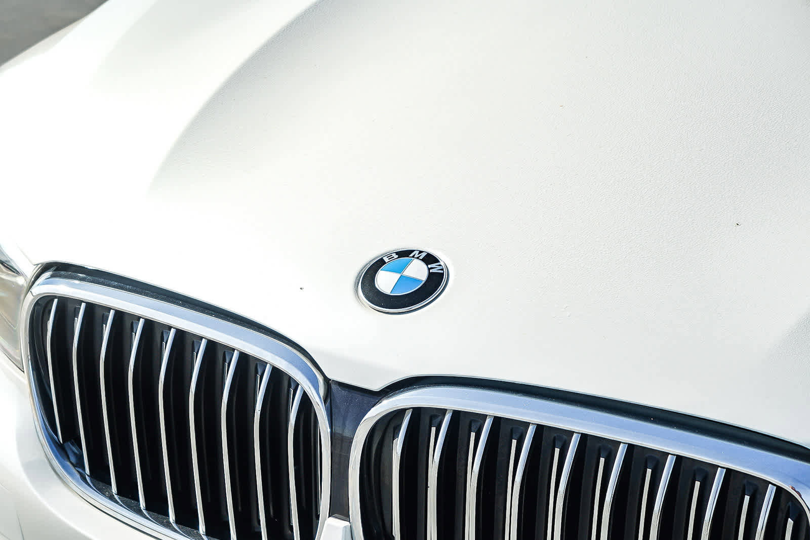 Used 2019 BMW 740i image 10