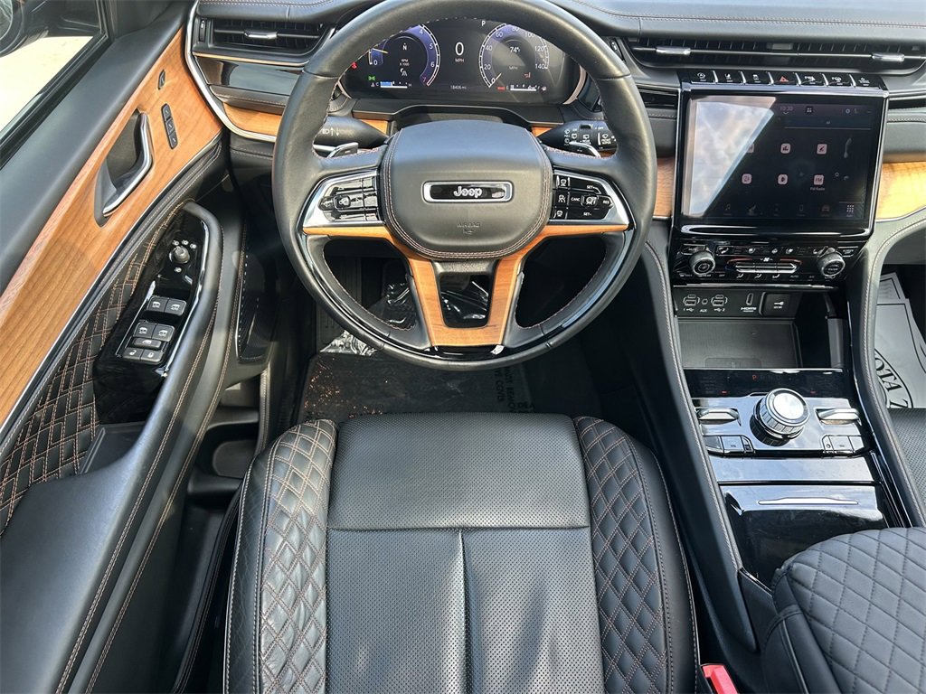 Used 2024 Jeep Grand Cherokee L Summit image 19