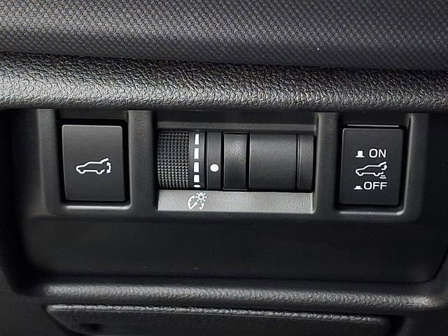 Certified 2025 Subaru Forester Premium image 27