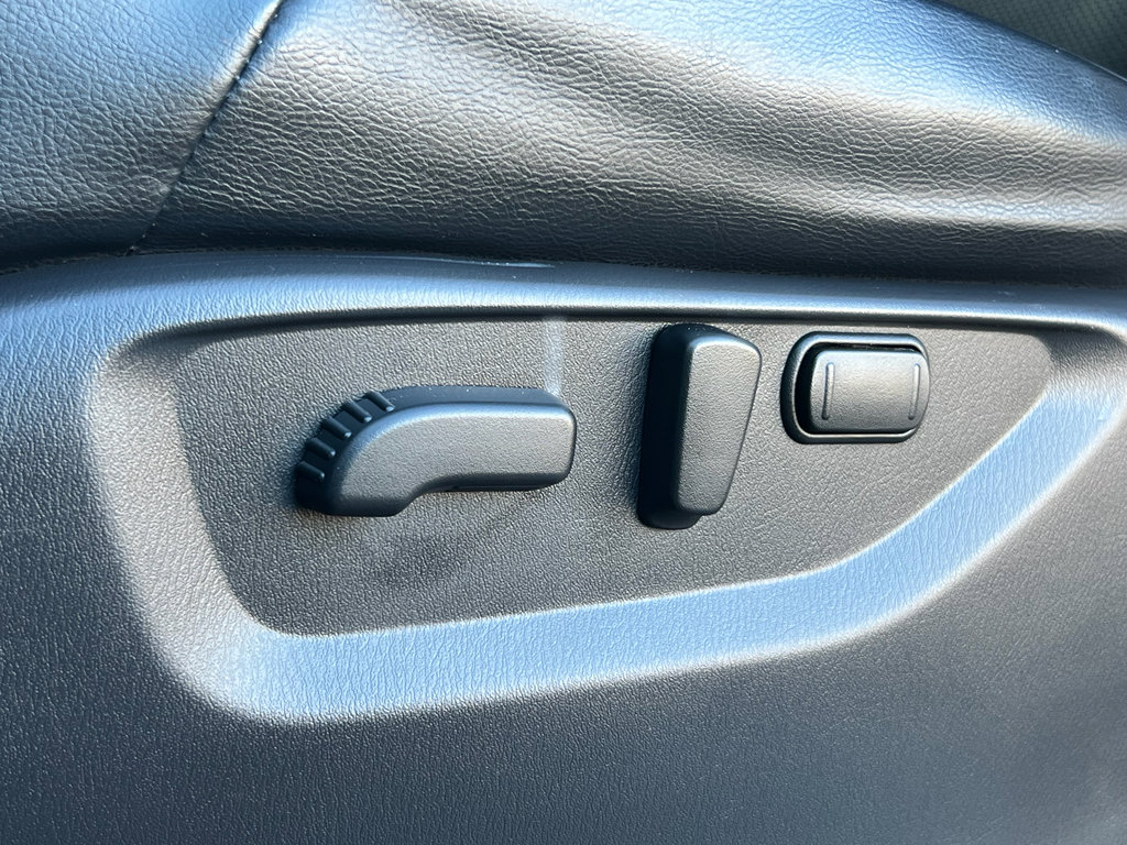 Used 2023 Nissan Armada SL image 12