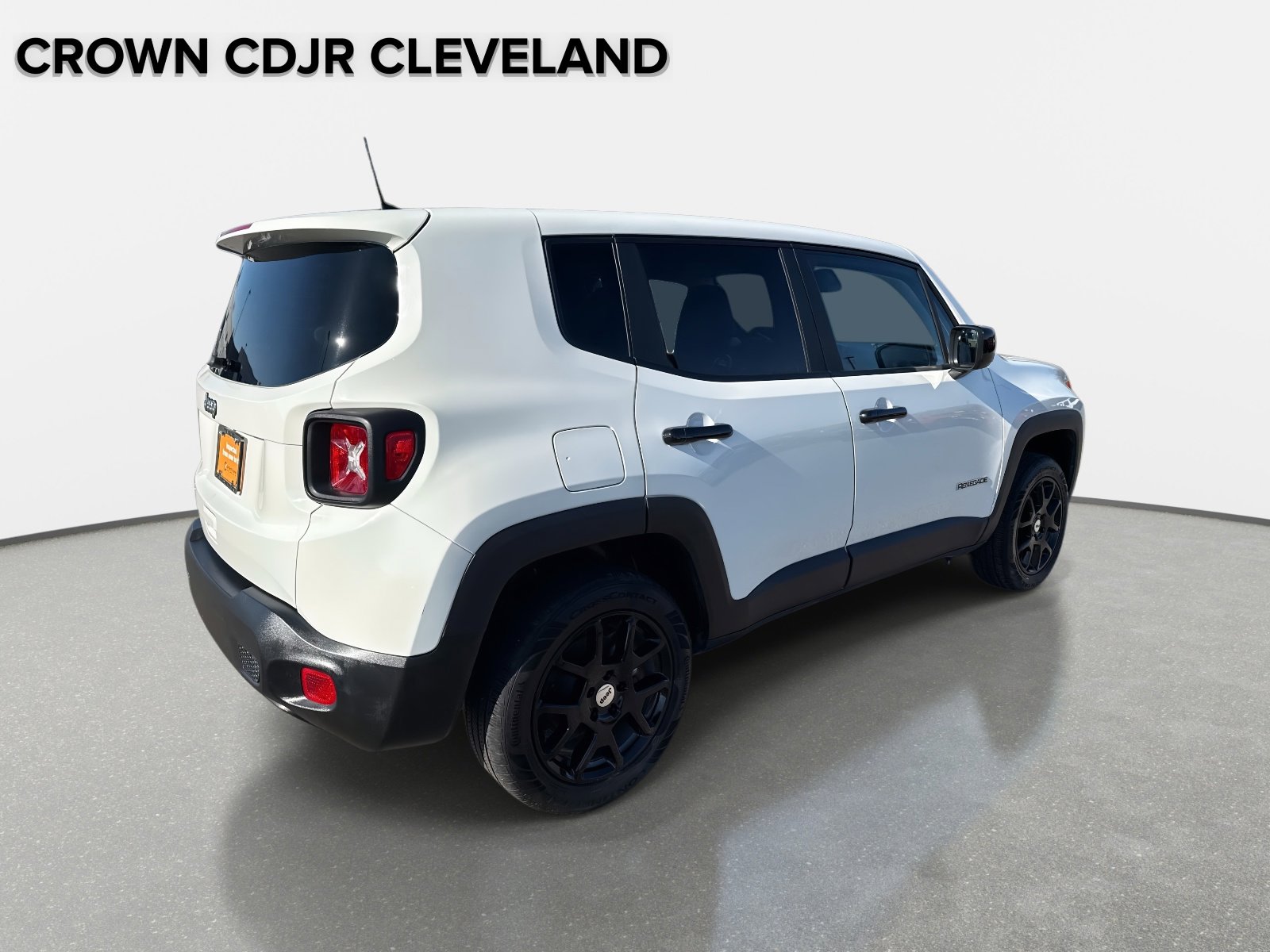 Used 2023 Jeep Renegade Latitude image 4