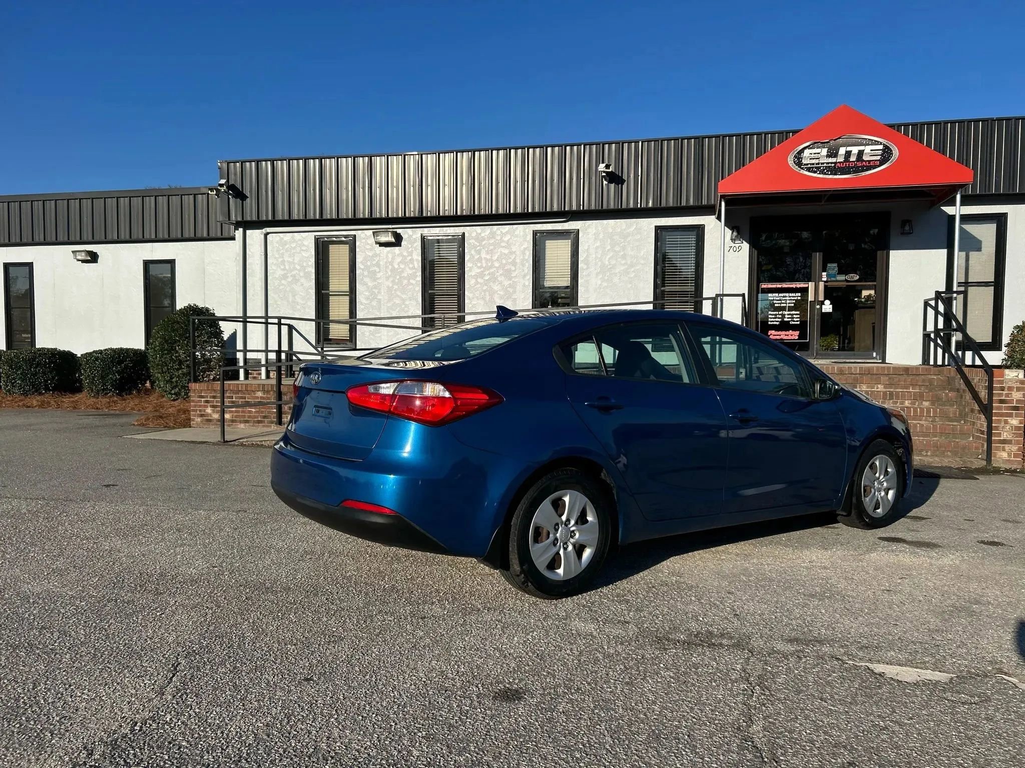 Used 2015 Kia Forte LX w/ Popular Package image 6