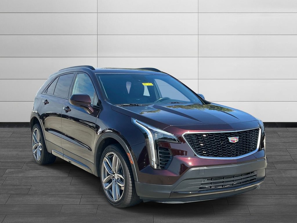 Used 2020 Cadillac XT4 Sport w/ Cold Weather Package FWD image 7