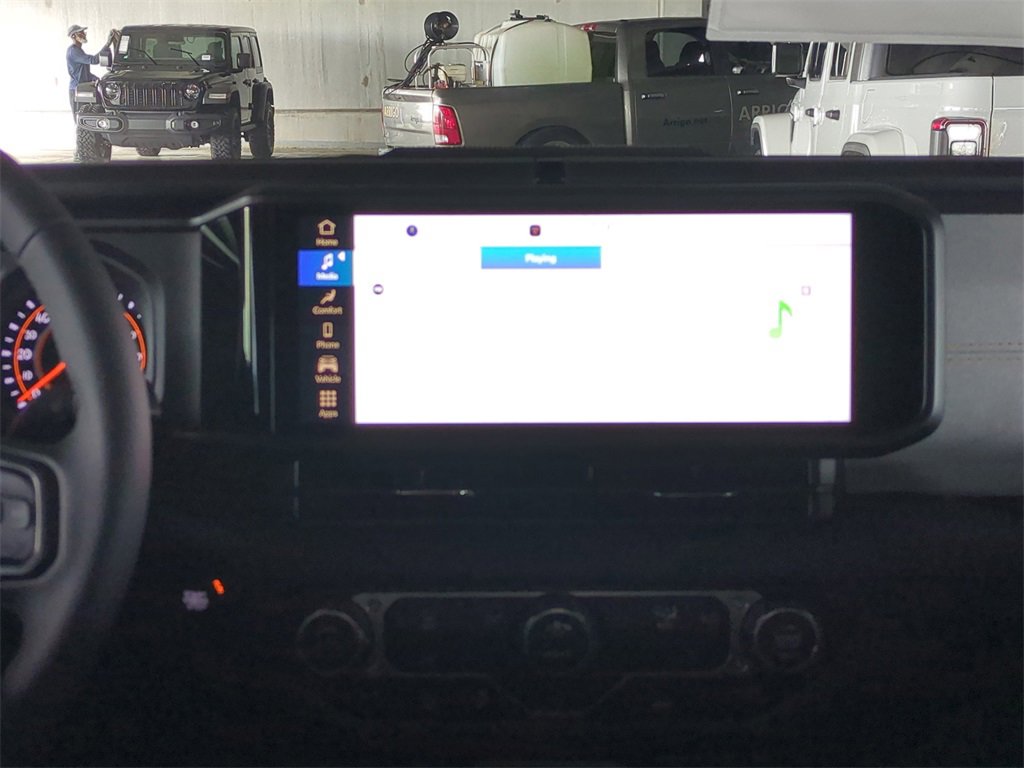 New 2025 Jeep Gladiator Sport image 18