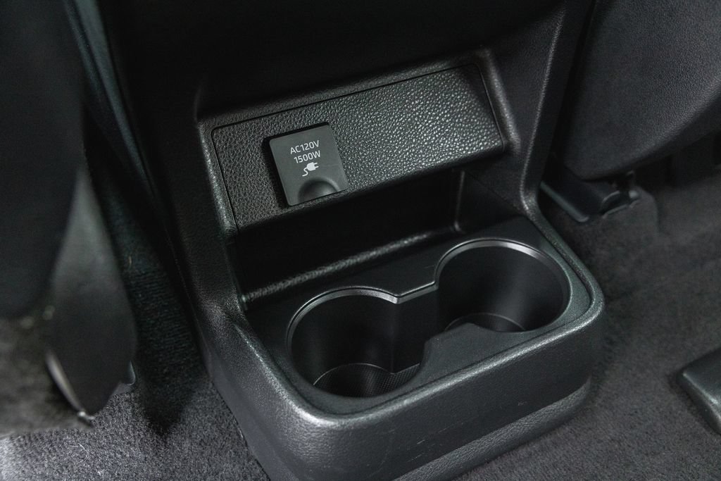 Certified 2026 Toyota Sienna XSE AWD/4WD image 31