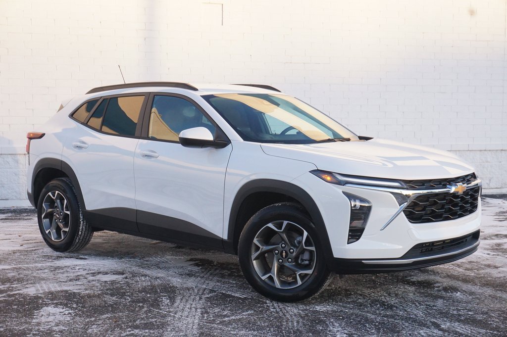 New 2026 Chevrolet Trax LT w/ Driver Confidence Package image 3