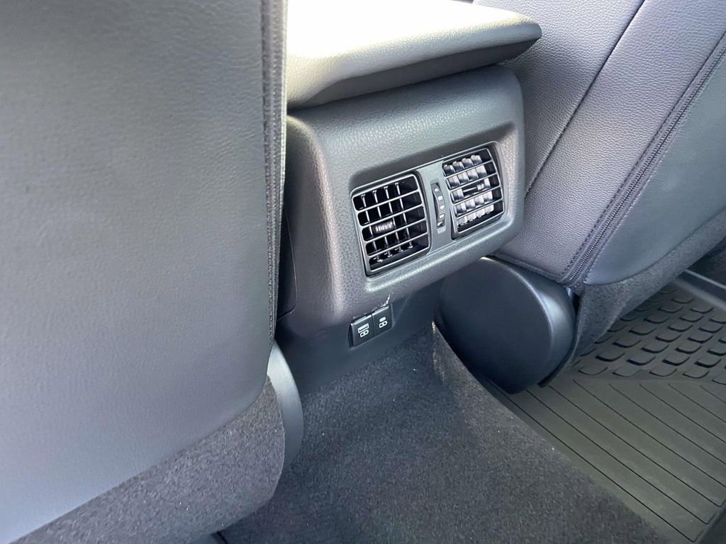 New 2026 Toyota Camry SE image 13