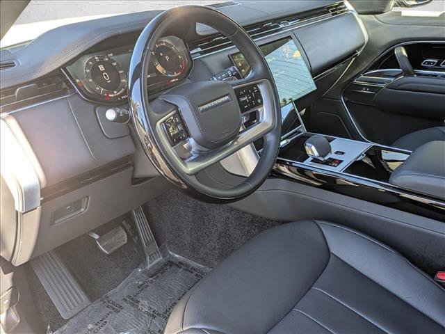 Certified 2025 Land Rover Range Rover Long Wheelbase SE AWD/4WD image 10